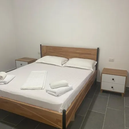 Rei